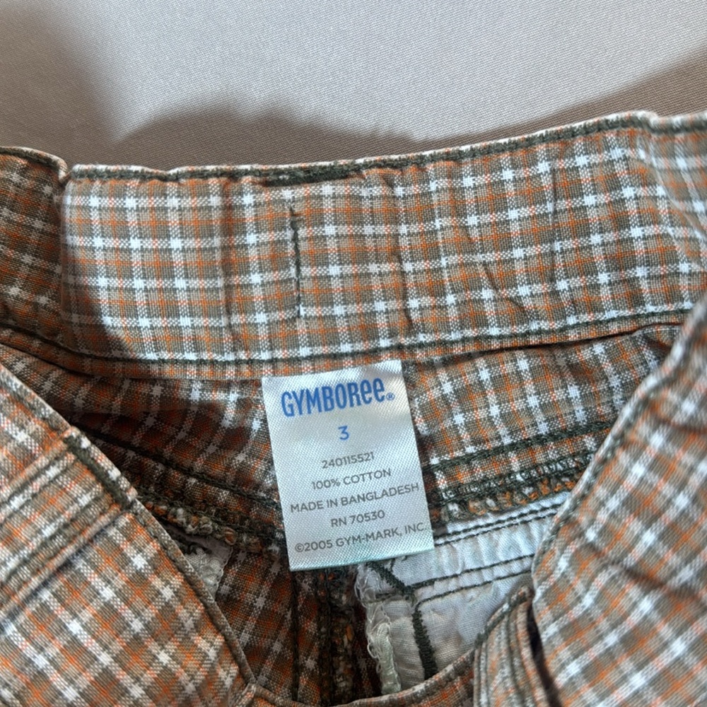 Gymboree Boys Orange T-Shirt and Plaid Shorts Set. - Picture 5 of 8